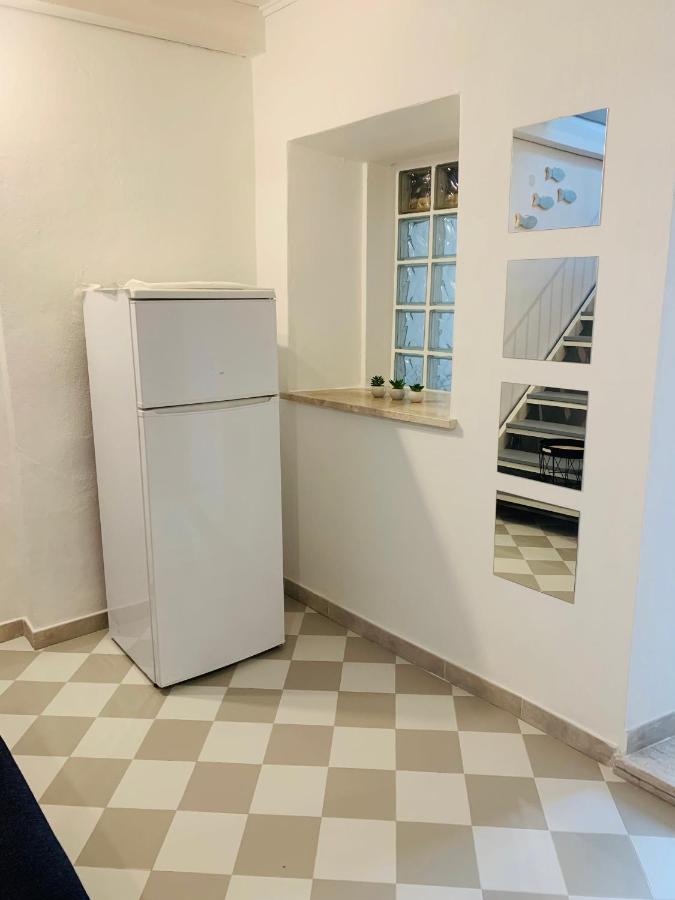 Wonderful Apartment In Old Алгеро Екстериор снимка