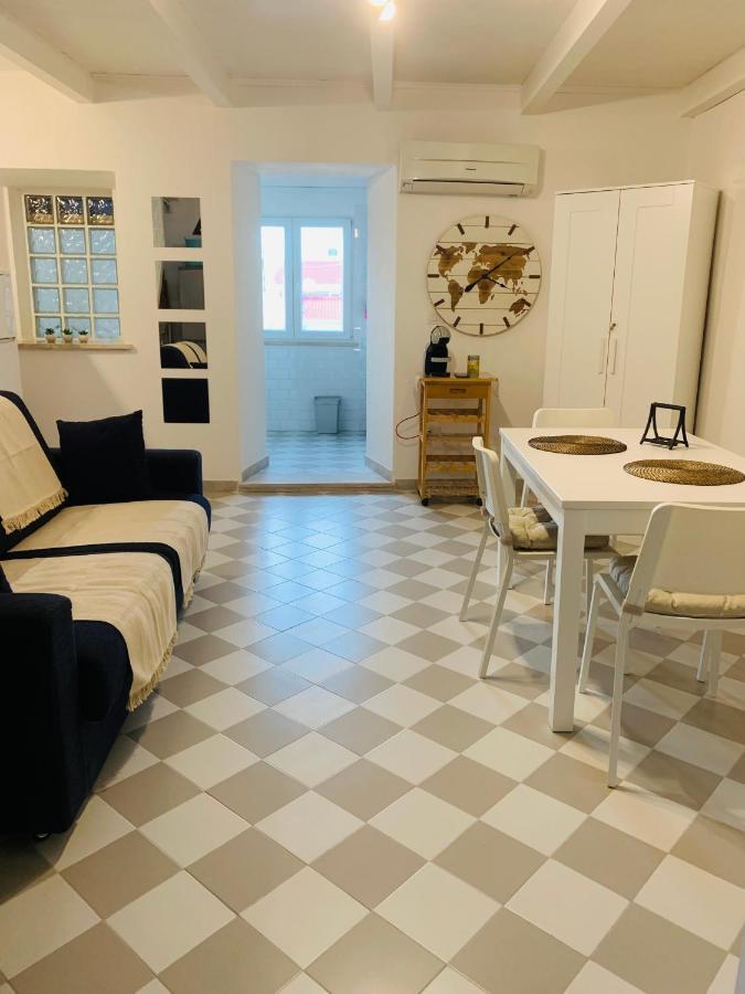 Wonderful Apartment In Old Алгеро Екстериор снимка